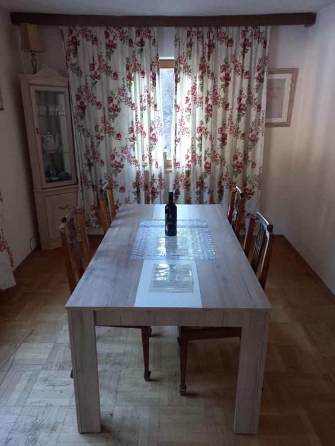 Large Family Holiday Home Siren Stays Leoben  Exteriör bild