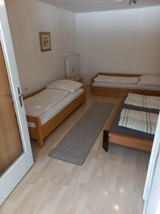 Large Family Holiday Home Siren Stays Leoben  Exteriör bild
