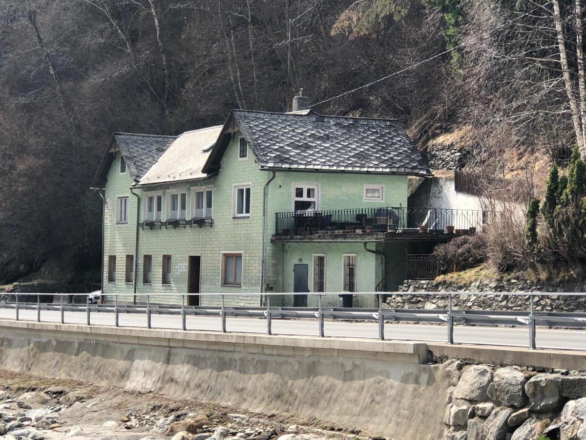 Large Family Holiday Home Siren Stays Leoben  Exteriör bild