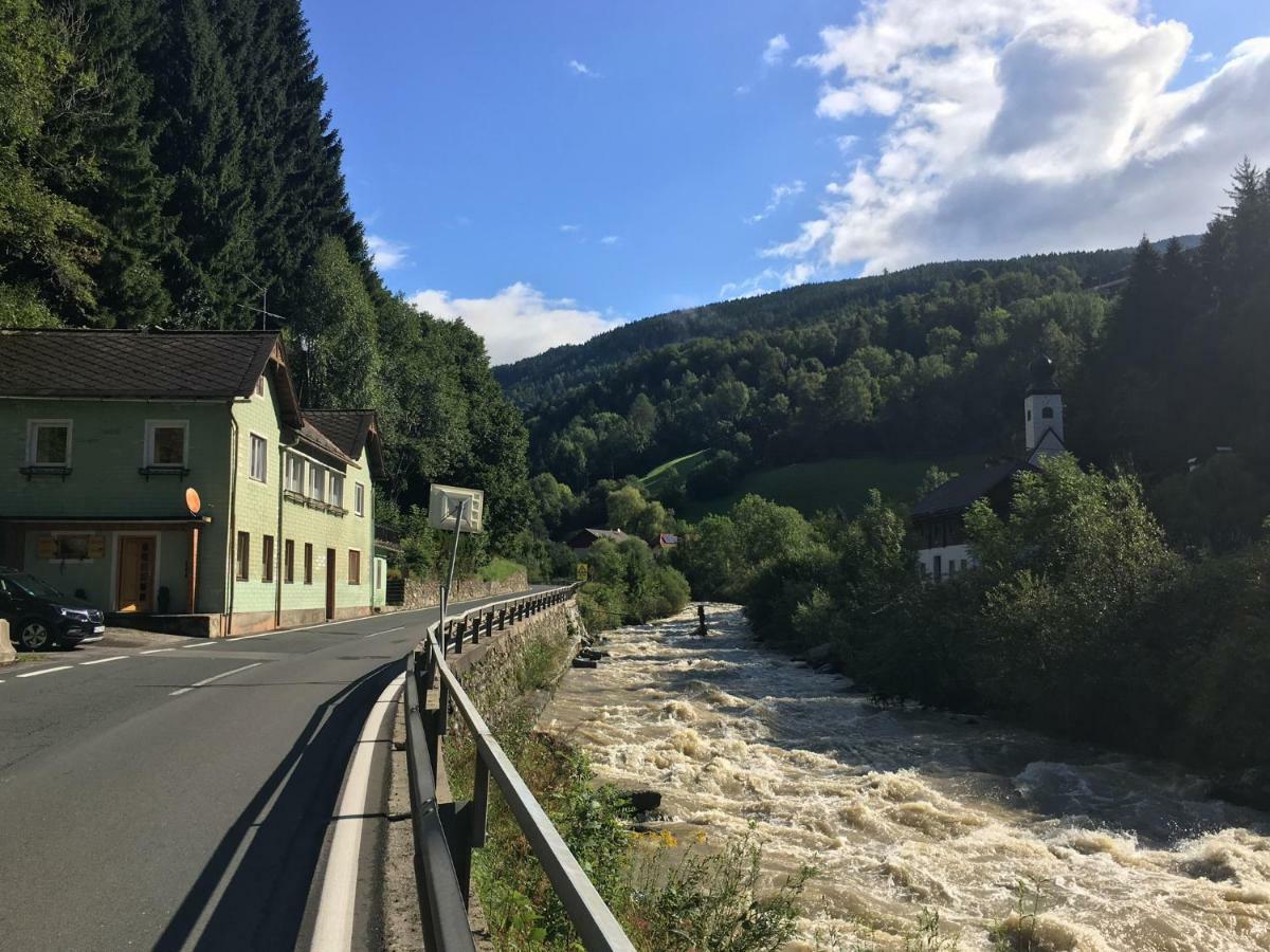 Large Family Holiday Home Siren Stays Leoben  Exteriör bild